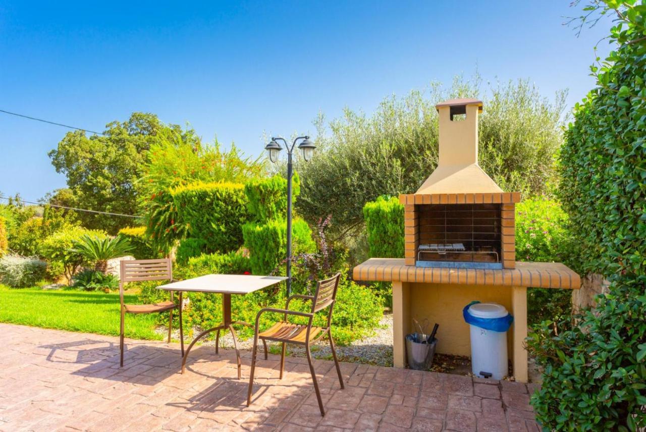 Villa Georgia Gerani  Exterior photo
