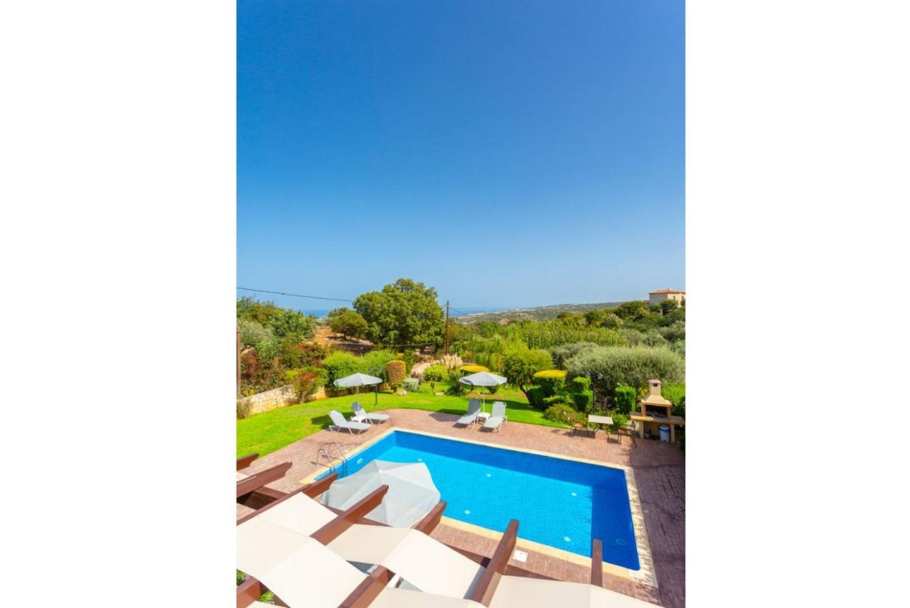 Villa Georgia Gerani  Exterior photo